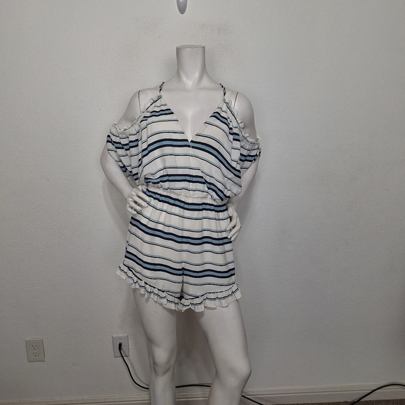 Lovers + Friends Blue White Malia Ruffle Coastal Cold Shoulder Romper Size M - Picture 2 of 14